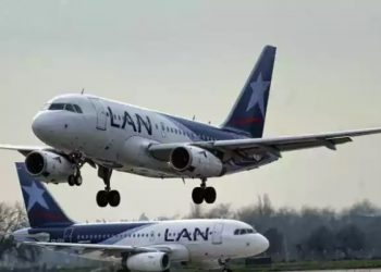 Latam suspende temporariamente rotas internacionais até 30 de abril