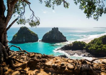 Governo vai liberar transatlânticos em Fernando de Noronha