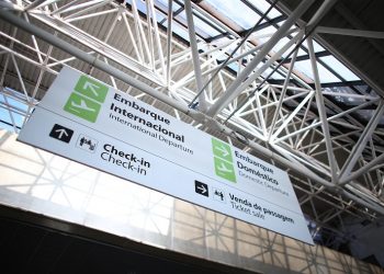 Governo federal reforça medidas sanitárias no setor de aviação civil