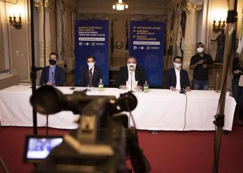 Fernando de Noronha permitirá acesso de viajantes que já tiveram coronavírus