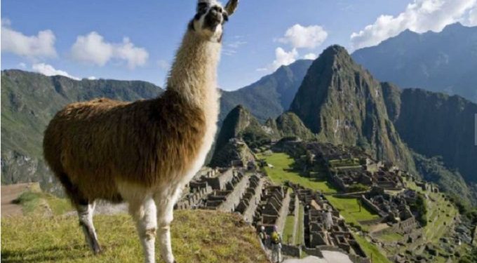 Peru reabre Machu Picchu para um único visitante