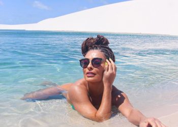 Juliana Paes curte nos Lençóis Maranhenses com a família