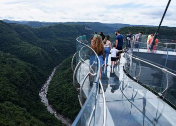 Abertura da Skyglass Canela marca nova fase no Turismo Gaúcho
