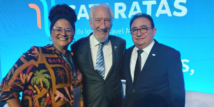 Retomada do turismo dá o tom na abertura do 17º Festival das Cataratas