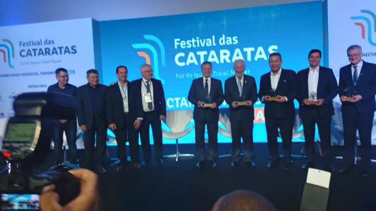Retomada do turismo dá o tom na abertura do 17º Festival das Cataratas