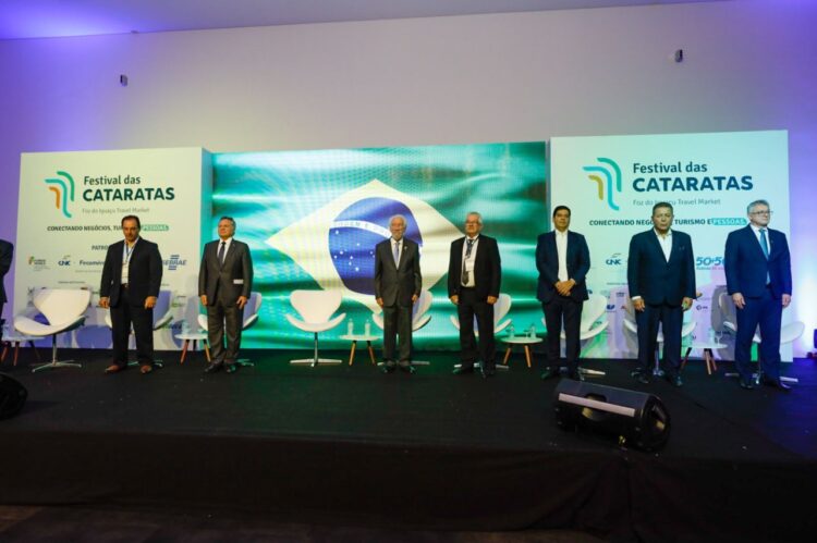 Retomada do turismo dá o tom na abertura do 17º Festival das Cataratas