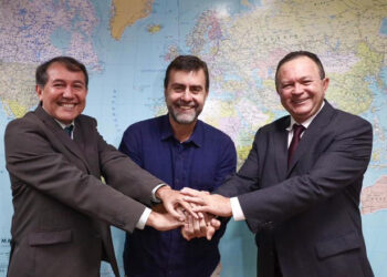 Em encontro na Embratur (DF), Brandão anuncia voo direto de São Paulo a Barreirinhas