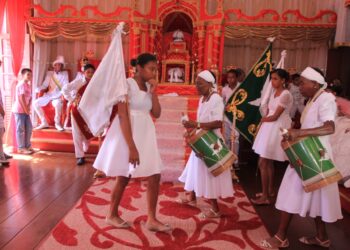 Festa do Divino Espírito Santo começou nesta quarta-feira (17) em Alcântara