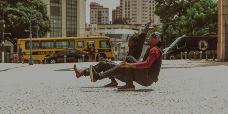 São Luís recebe espetáculo “Vertigem/Fio do Meio” do projeto “Brasil sem Ponto Final” dias 25 e 26 de outubro