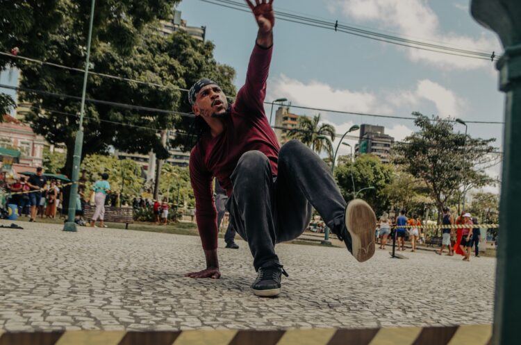 São Luís recebe espetáculo “Vertigem/Fio do Meio” do projeto “Brasil sem Ponto Final” dias 25 e 26 de outubro