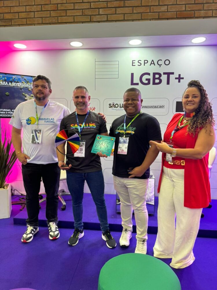 O secretário de Turismo de São  Luís, Saulo Santos, foi homenageado no Festival de Turismo de Gramado (RS).