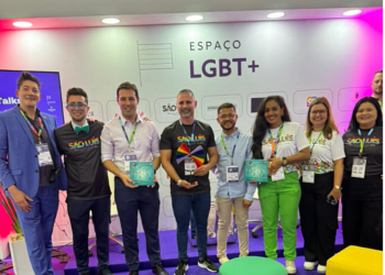 O secretário de Turismo de São  Luís, Saulo Santos, foi homenageado no Festival de Turismo de Gramado (RS).