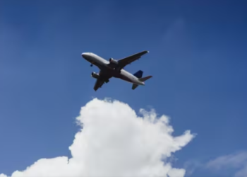 Governo lança programa para atrair mais voos internacionais