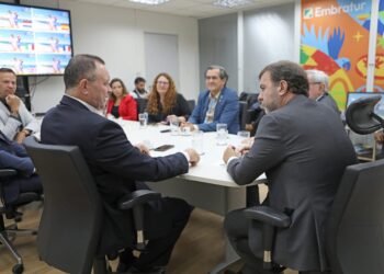 Brandão e Marcelo Freixo dialogam para ampliar a promoção internacional do turismo no Maranhão