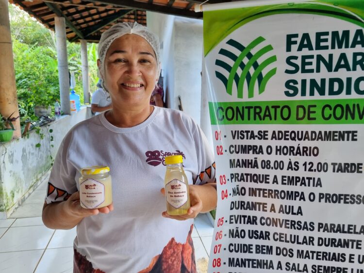 Mulheres do Quilombo Boa Vista, em Rosário (Ma), diversificam produção com derivados do babaçu