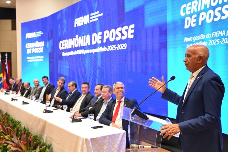 Nova diretoria da Federação das Indústrias toma posse