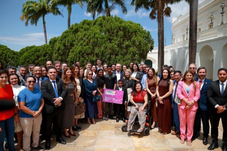 Governo do Maranhão sanciona lei que cria auxílio financeiro para crianças e adolescentes órfãos do feminicídio