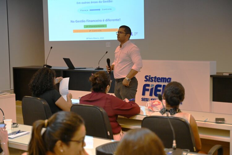 Projeto da FIEMA fortalece gestão industrial