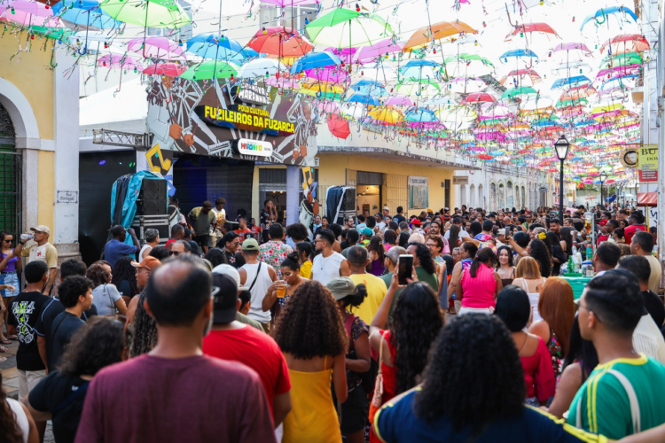 Circuito Vem Pro Centro, no Centro Histórico, valoriza raízes do Carnaval maranhense em sábado de folia