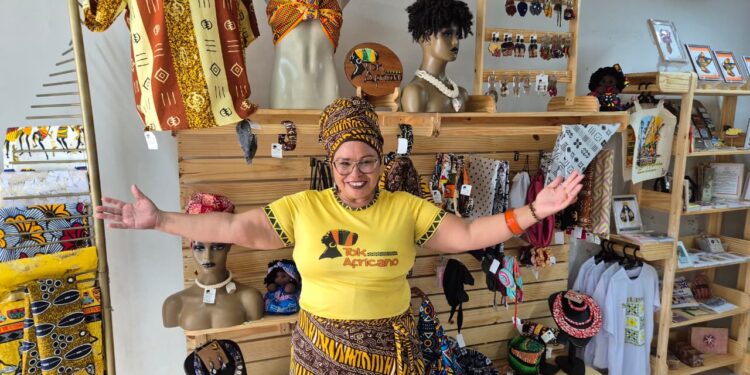 Do “Carro do Ovo” à Tok Africano: Neide Baldez transforma crise em negócio focado na ancestralidade