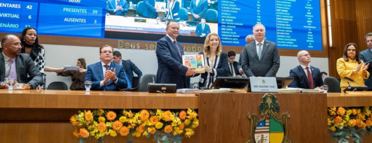 Iracema Vale destaca maturidade institucional e compromisso com o Maranhão na abertura dos trabalhos legislativos