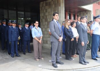 FIEMA marca presença nos 43 anos do CLA