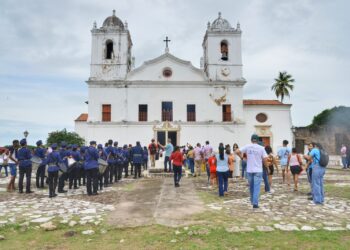 Roberto Costa destaca união entre poderes e defesa dos direitos em visita a Alcântara