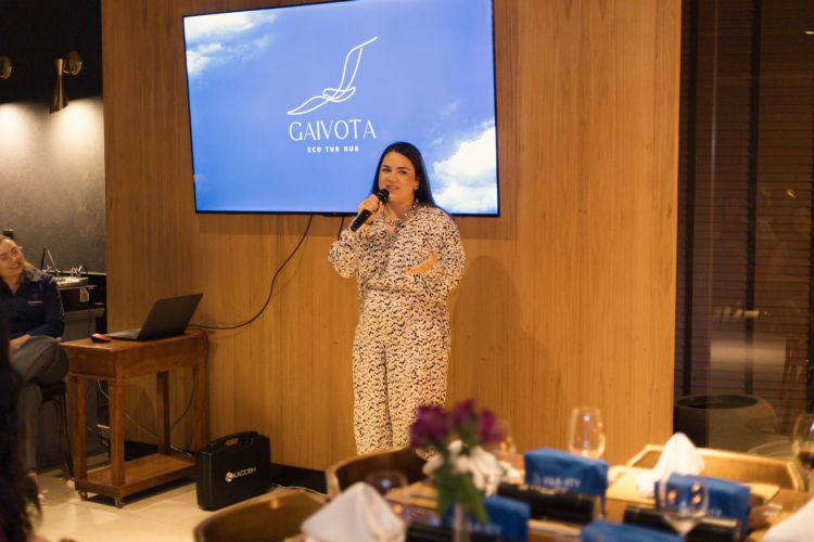 Liderança feminina impulsiona hospitalidade de alto padrão em Atins