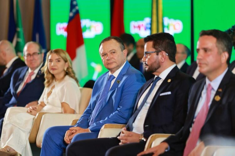 Maranhão assume presidência do Consórcio Amazônia Legal em solenidade do 29° Fórum de Governadores