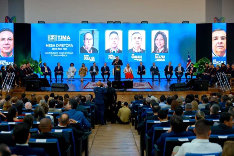 Brandão prestigia sessão solene de posse da nova Mesa Diretora do Tribunal de Justiça do Estado do Maranhão (TJMA)