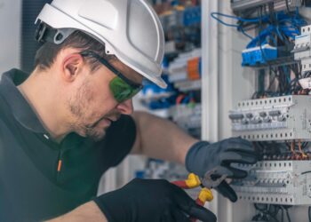 SENAI-MA tem vagas gratuitas para o curso de Aprendizagem Industrial em Eletricista de Manutenção em Bacabal