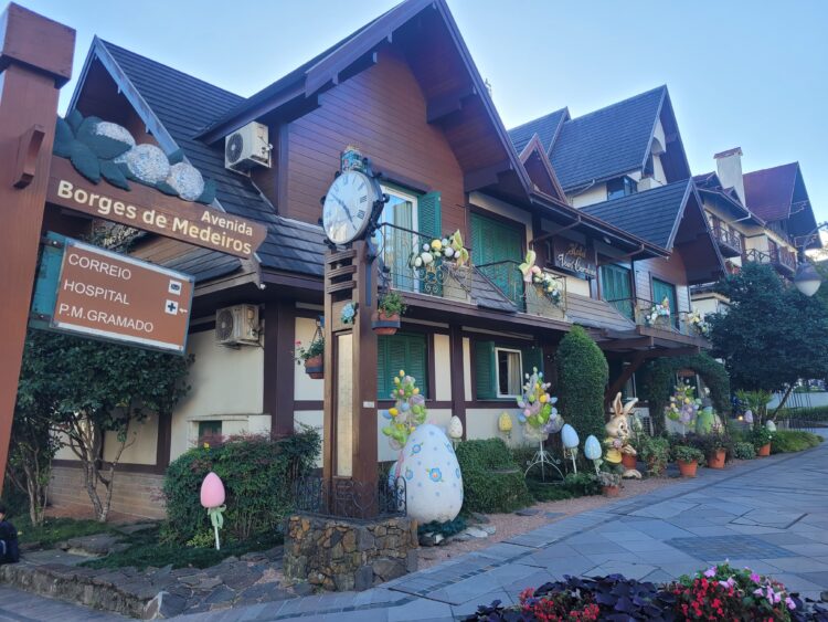 Hotel Vovó Carolina celebra 45 anos e lança novidade em Gramado