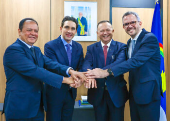 Governador Carlos Brandão firma acordo de R$ 53 milhões para obras em aeroporto de Barra do Corda