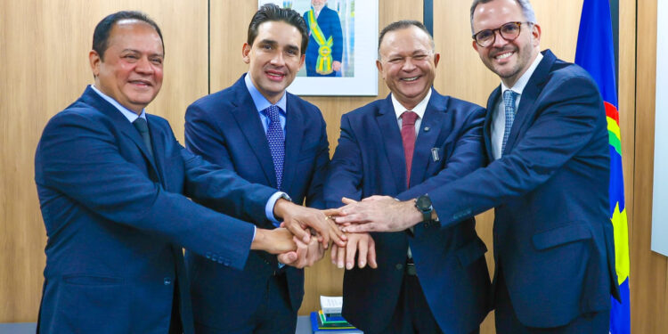 Governador Carlos Brandão firma acordo de R$ 53 milhões para obras em aeroporto de Barra do Corda