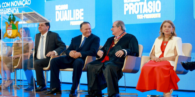 Brandão prestigia sessão solene de posse da nova Mesa Diretora do Tribunal de Justiça do Estado do Maranhão (TJMA)