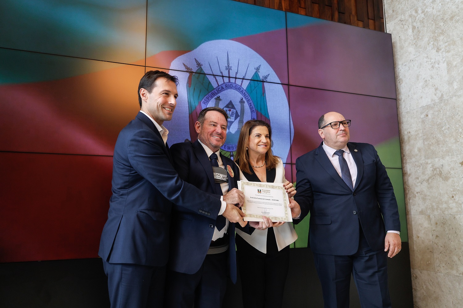 Festuris e entidades do turismo recebem homenagem na Assembleia Legislativa do RS