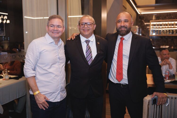 FAMEM reúne prefeitos maranhenses em noite de articulação política na MARCHA, em Brasília