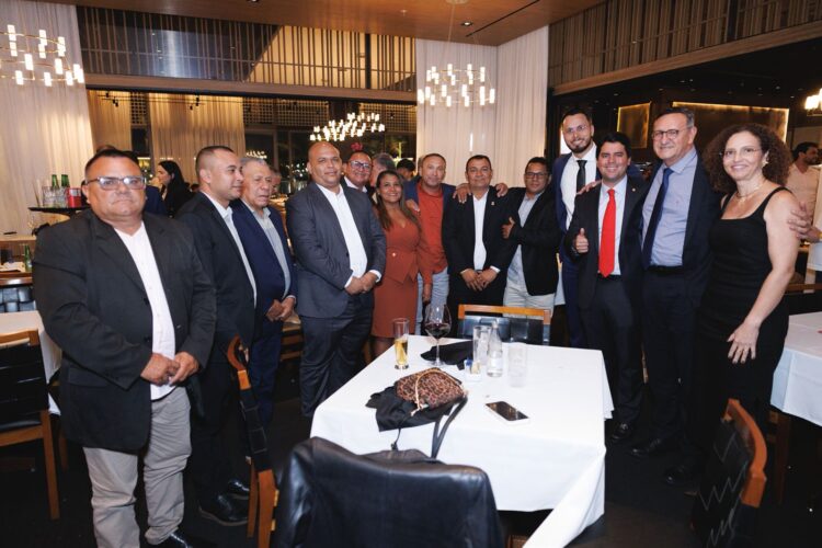 FAMEM reúne prefeitos maranhenses em noite de articulação política na MARCHA, em Brasília