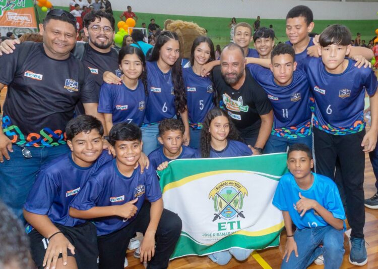 Roberto Costa dá início à maior edição dos Jogos Escolares Bacabalenses