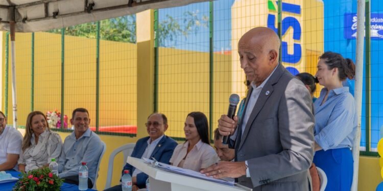 Baldez inaugura Indústria do Conhecimento em Passagem Franca