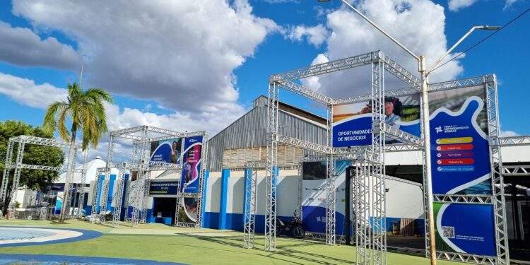 Arena Indústria destaca inovação, tecnologia e oportunidades para pequenos negócios na Feira do Empreendedor 2026