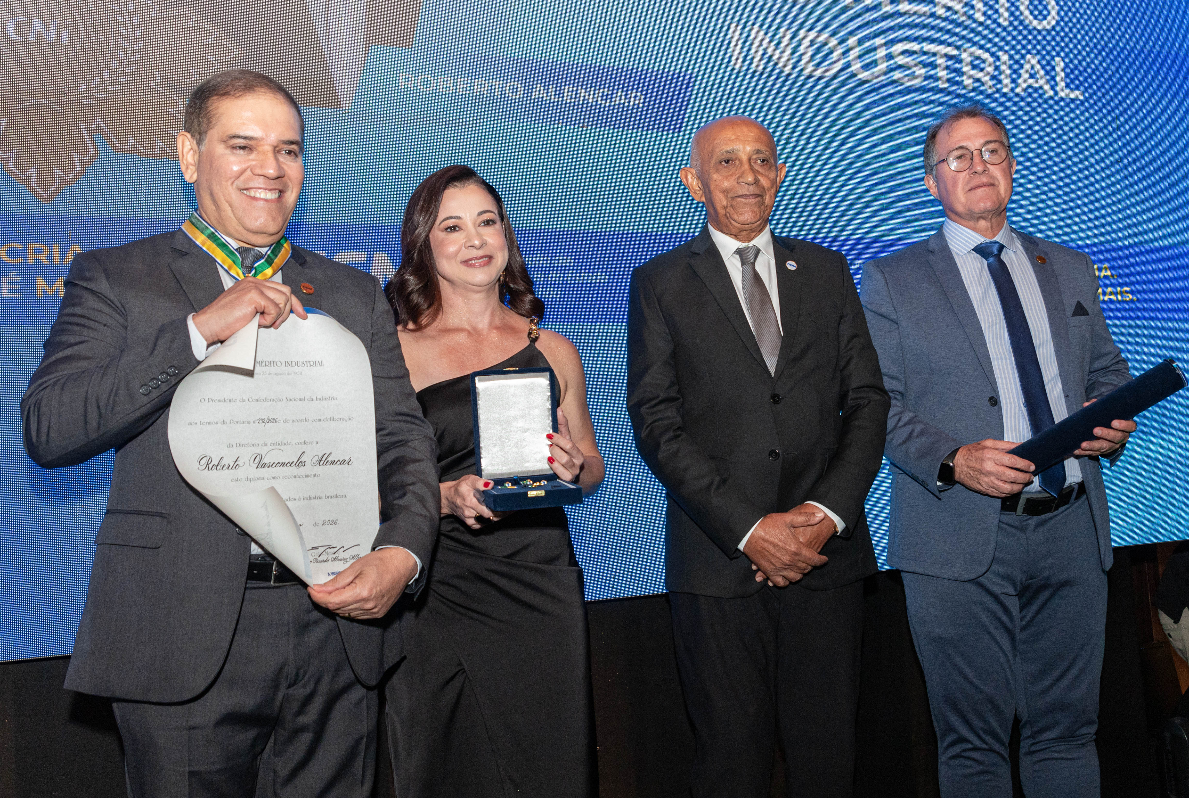 FIEMA celebra reconhecimento da CNI a Roberto Vasconcelos Alencar com a Ordem do Mérito Industrial