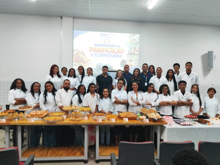 Antes da vitrine, técnica: alunos do SENAI apresentam produtos de panificação e confeitaria