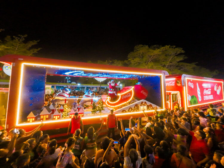 Caravana de Natal da Coca-Cola abre as comemorações dos 15 anos do Shopping da Ilha no dia 3 de novembro