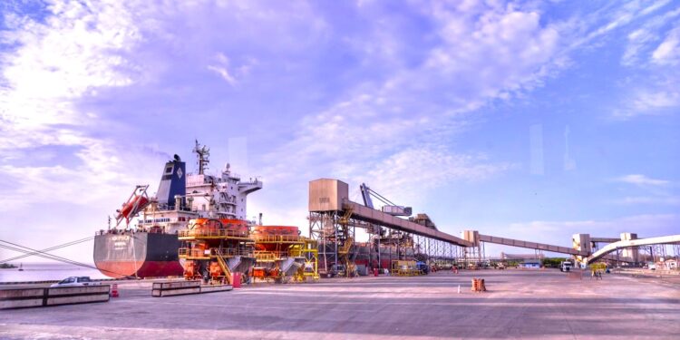 Maranhão exporta US$ 2,85 bilhões até julho e mantém superávit comercial